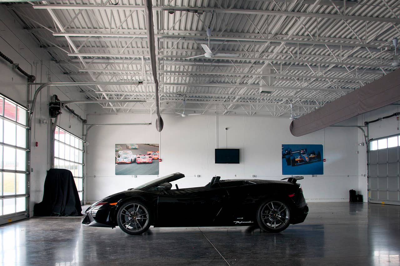 2011 Lamborghini Gallardo LP 570-4 Spyder Performante side view