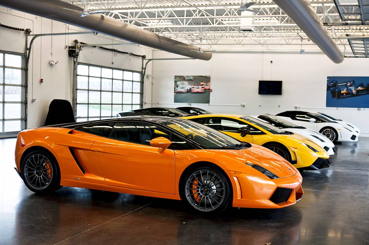 2011 Lamborghini Gallardo LP 550-2 Bicolore front 3/4 view