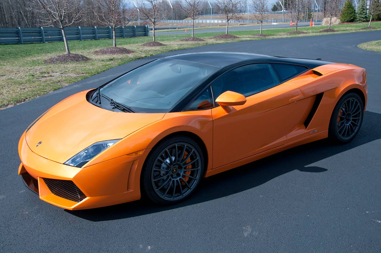 2011 Lamborghini Gallardo LP 550-2 Bicolore front 3/4 view