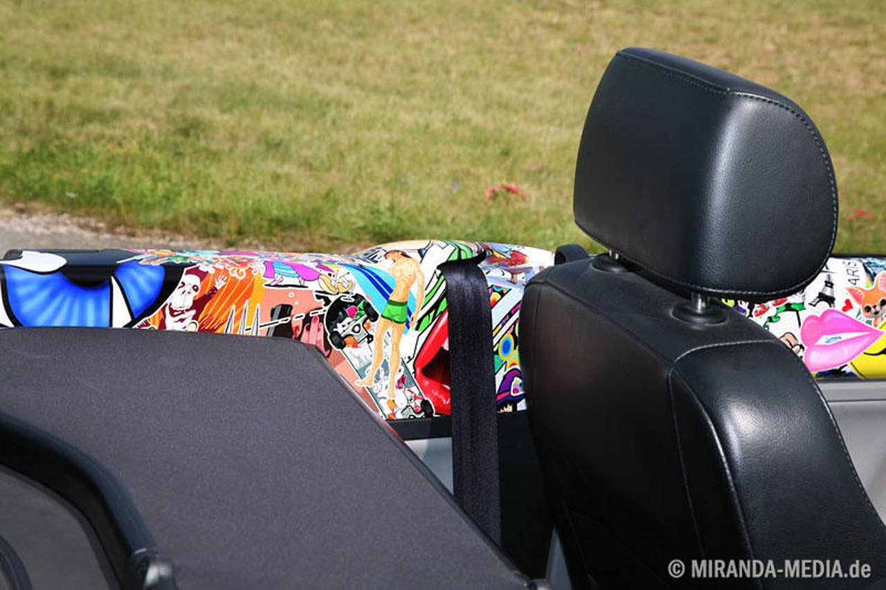 2011 Volkswagen New Beetle interior
