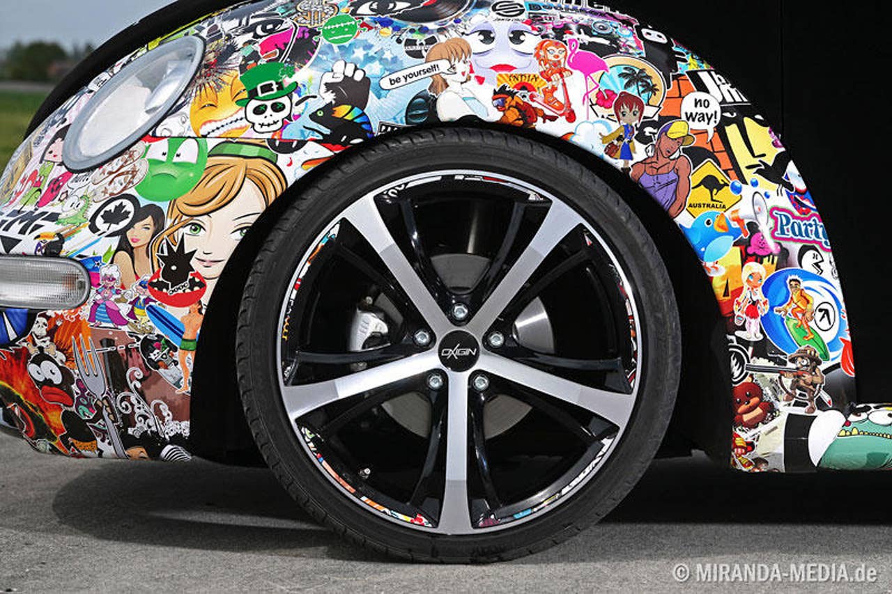 2011 Volkswagen New Beetle wheel