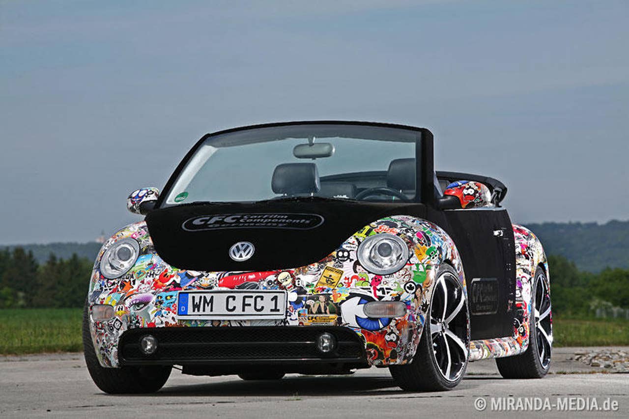 2011 Volkswagen New Beetle front