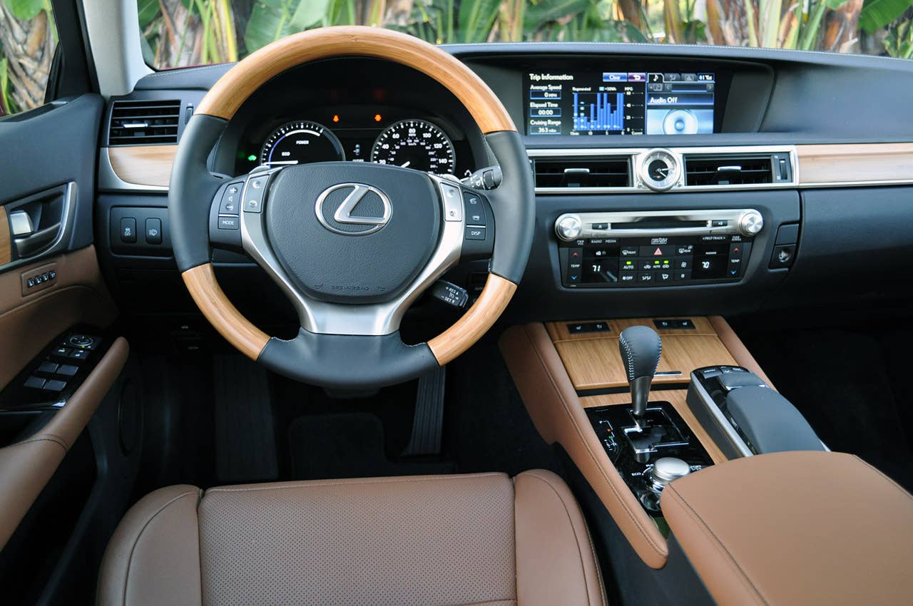 2013 Lexus GS 450h interior