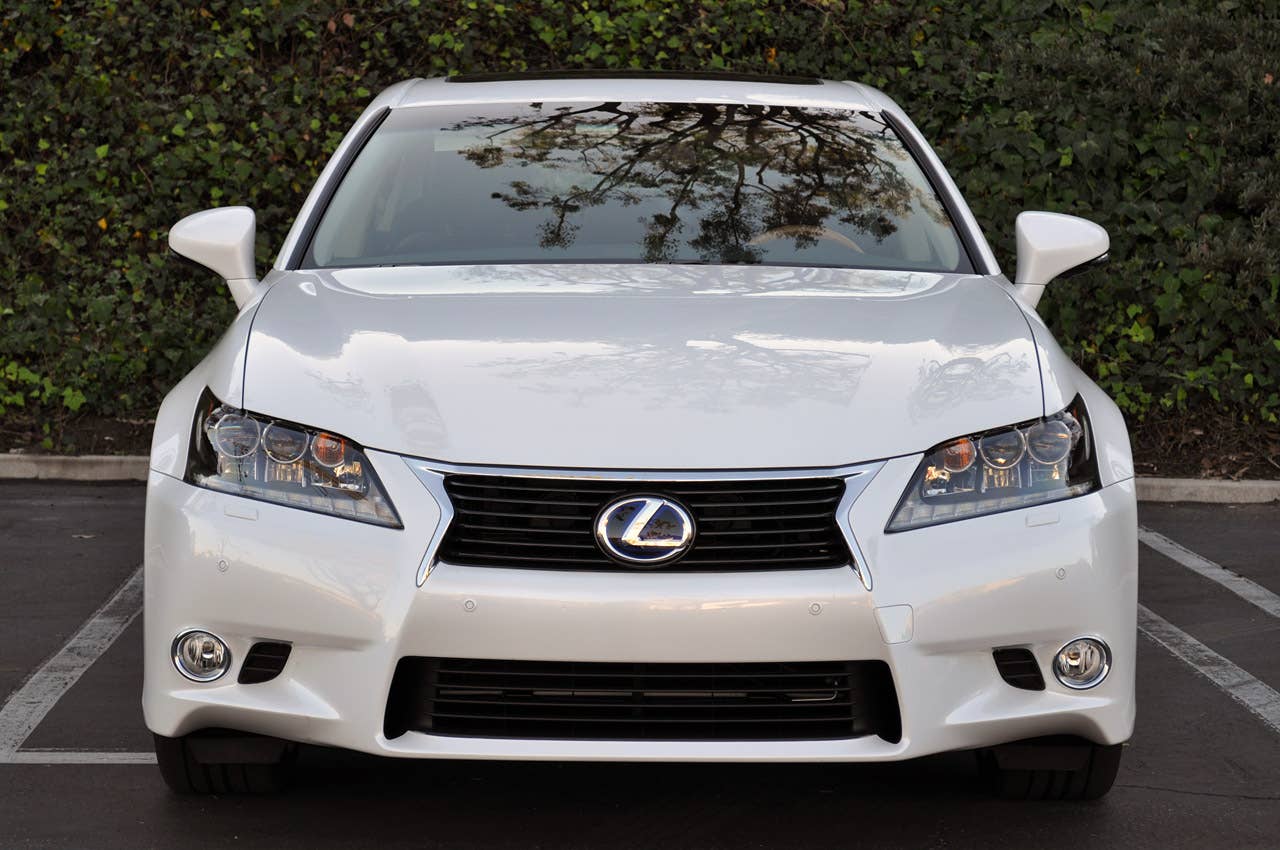2013 Lexus GS 450h front view