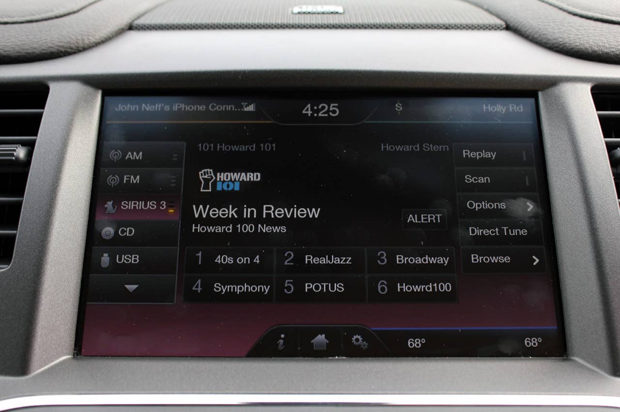 2013 Lincoln MKS EcoBoost audio system display