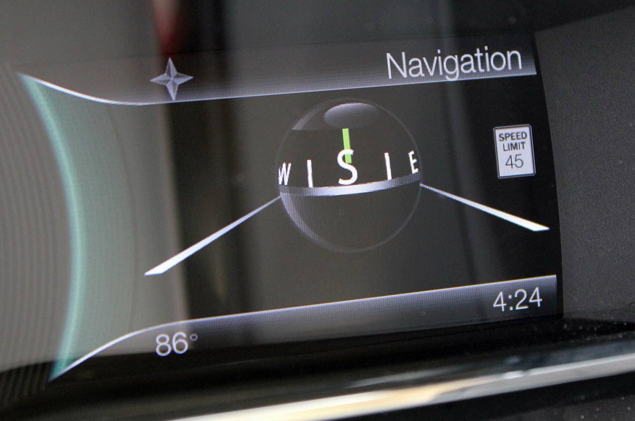 2013 Lincoln MKS EcoBoost navigation display
