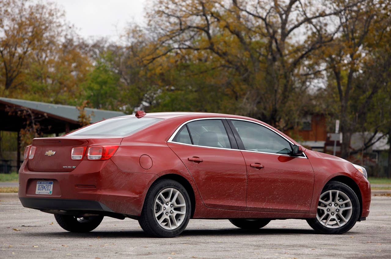 2013 Chevrolet Malibu Eco rear 3/4 view