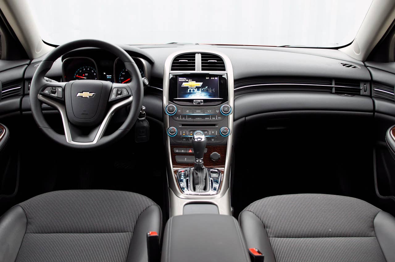 2013 Chevrolet Malibu Eco interior