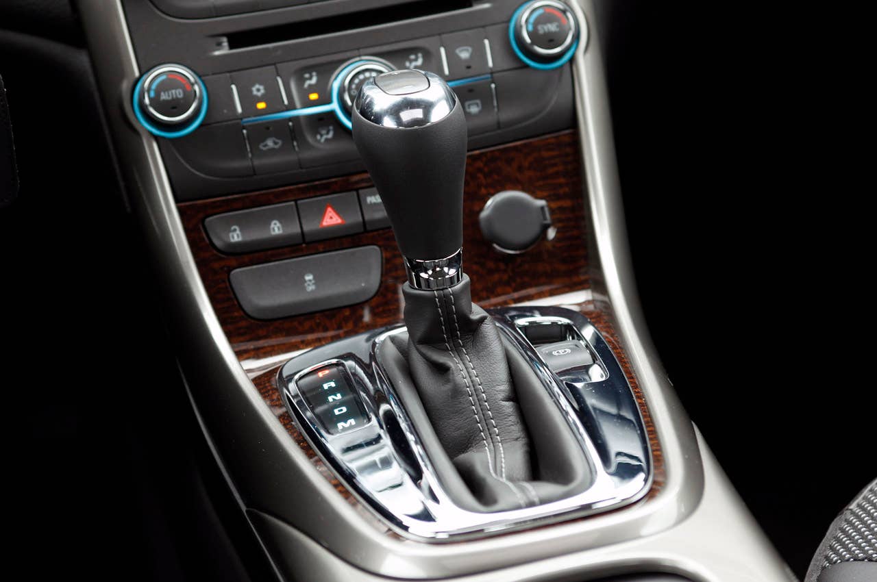 2013 Chevrolet Malibu Eco shifter
