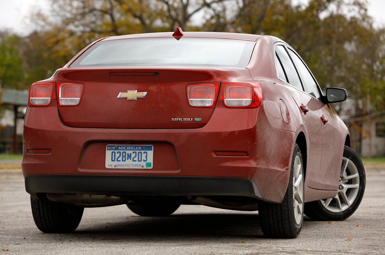 2013 Chevrolet Malibu Eco rear 3/4 view