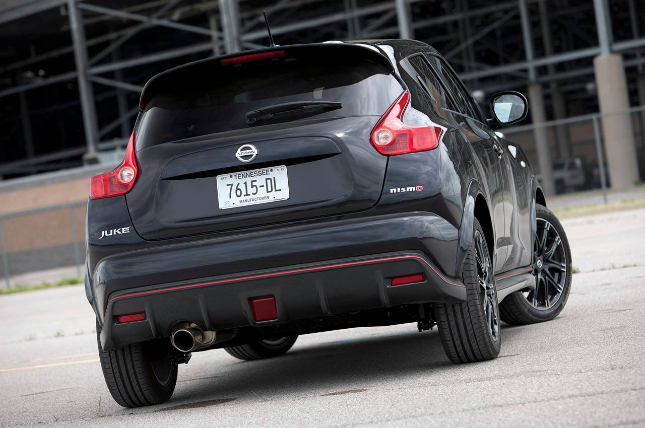 2013 Nissan Juke Nismo rear 3/4 view