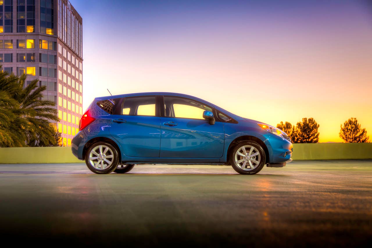The all-new Versa Note is offered in a range of well-equipped grade levels: S, S Plus and SV, along with top-of-the-line SL Packages. Each is equipped with an advanced 1.6-liter DOHC 4- cylinder engine with dual fuel injection and Twin CVTC (Continuously Variable Timing Control).