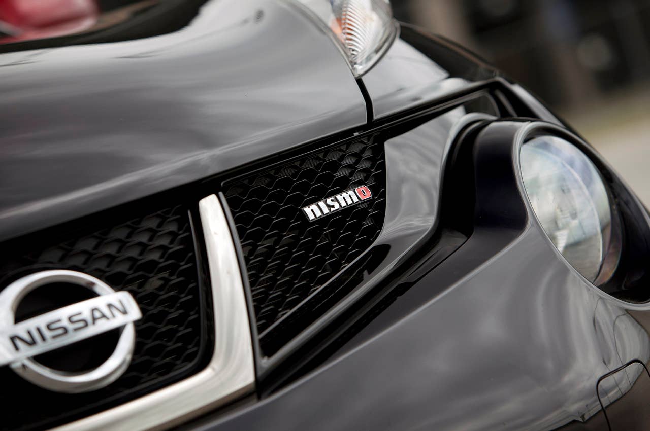 2013 Nissan Juke Nismo grille