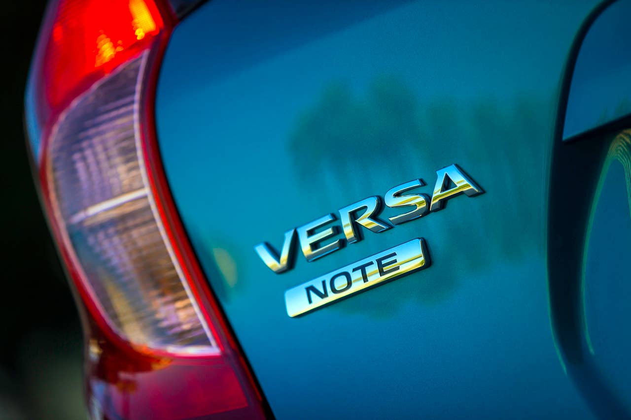 The all-new Versa Note is offered in a range of well-equipped grade levels: S, S Plus and SV, along with top-of-the-line SL Packages. Each is equipped with an advanced 1.6-liter DOHC 4- cylinder engine with dual fuel injection and Twin CVTC (Continuously Variable Timing Control).