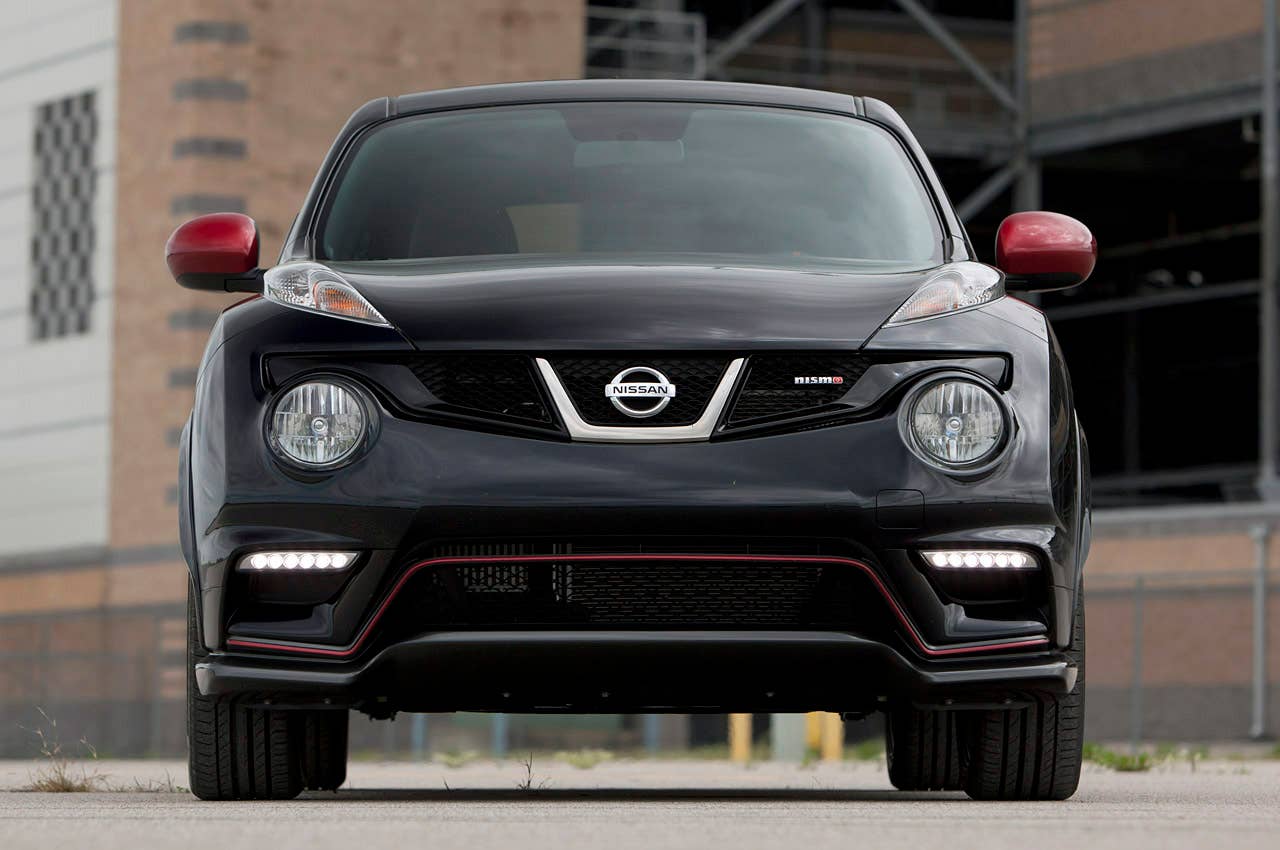 2013 Nissan Juke Nismo front view