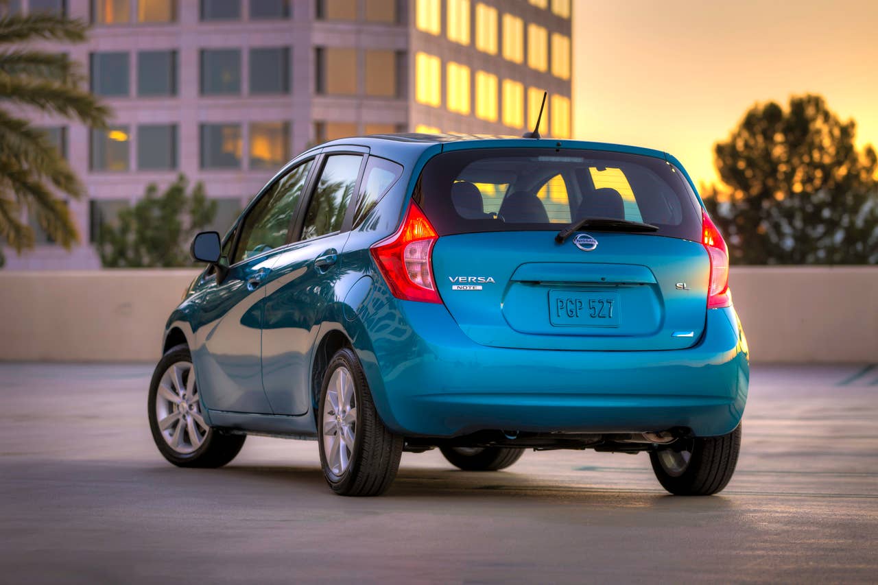 The all-new Versa Note is offered in a range of well-equipped grade levels: S, S Plus and SV, along with top-of-the-line SL Packages. Each is equipped with an advanced 1.6-liter DOHC 4- cylinder engine with dual fuel injection and Twin CVTC (Continuously Variable Timing Control).