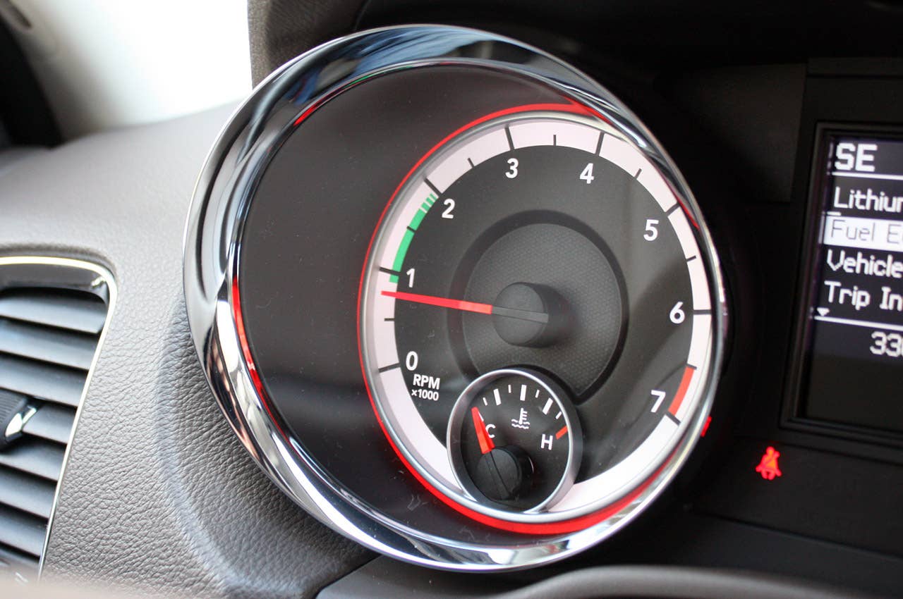2011 Dodge Durango tachometer