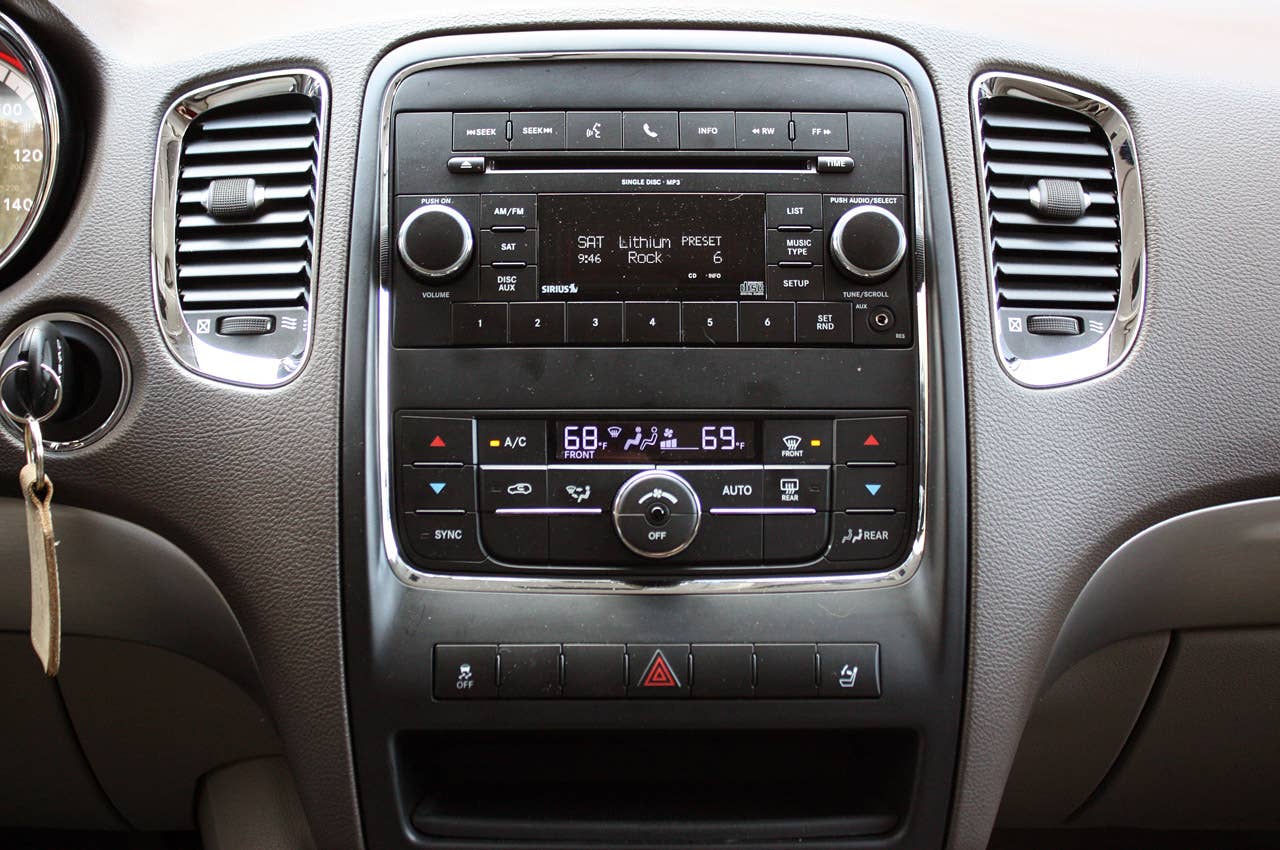 2011 Dodge Durango instrument panel