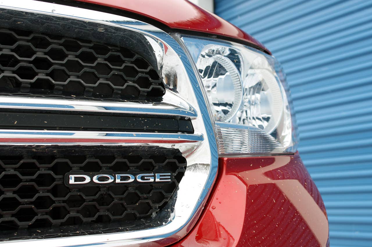 2011 Dodge Durango grille