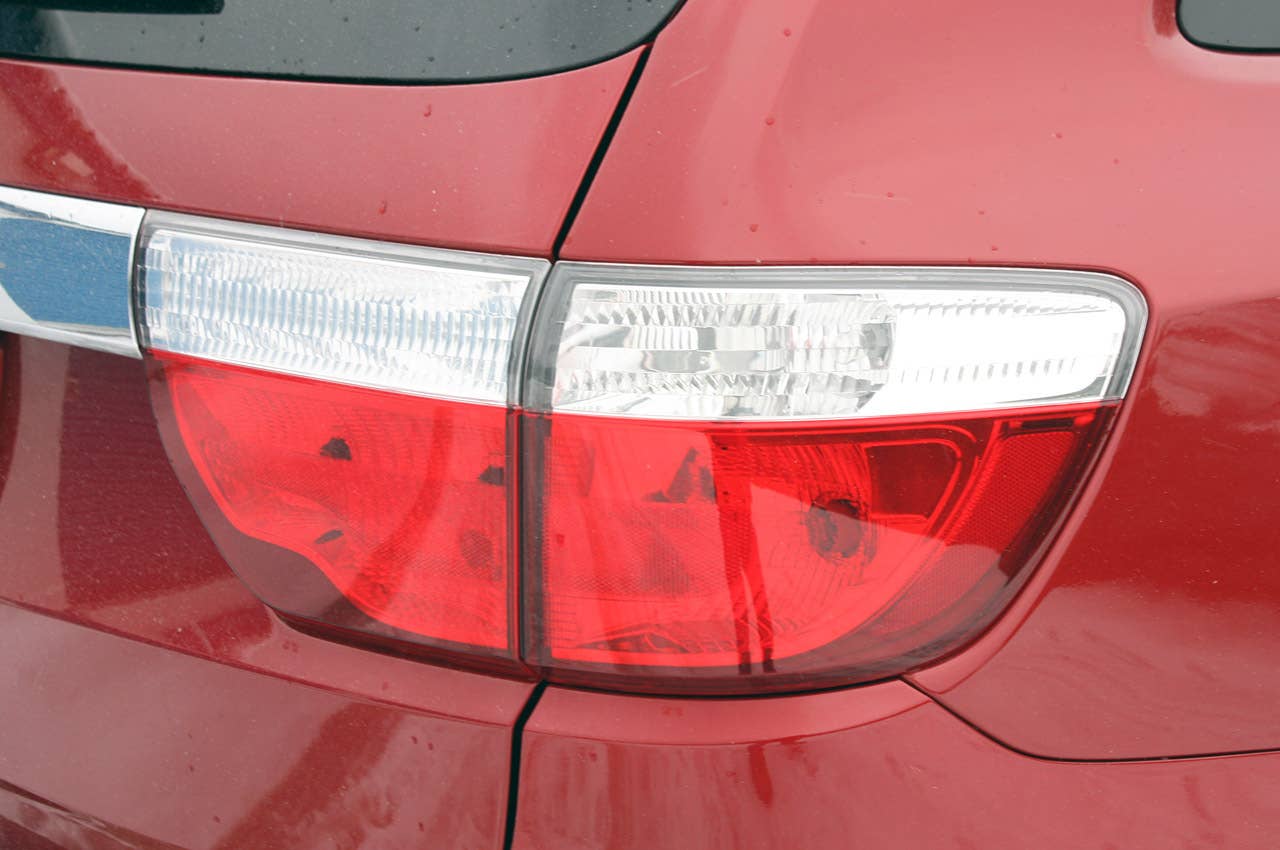 2011 Dodge Durango taillight