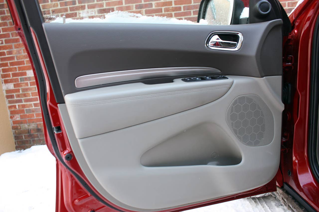 2011 Dodge Durango door