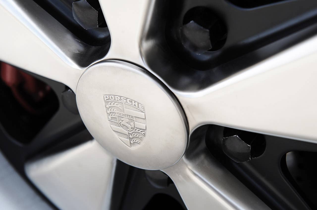 Porsche 911 Restored by Singer wheel detail
