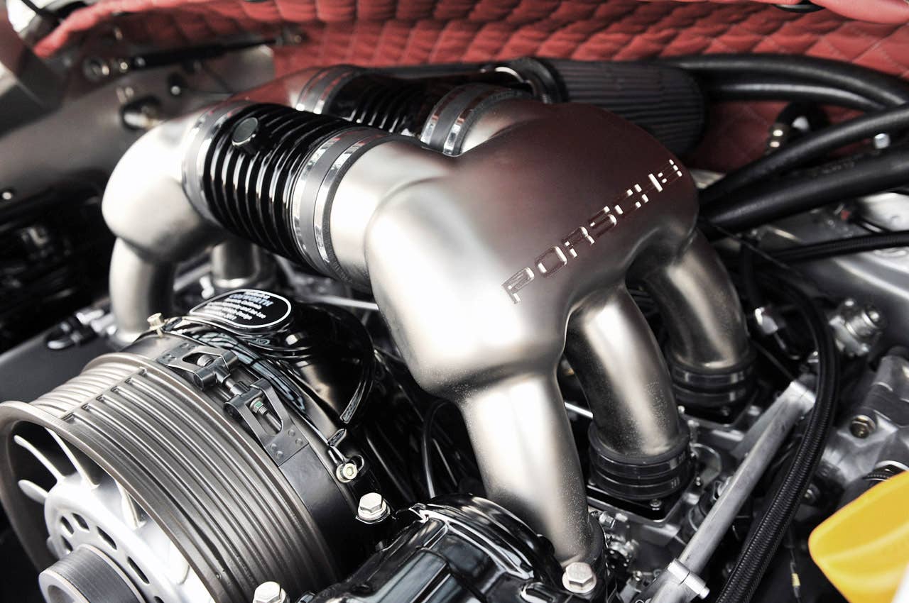 Porsche 911 Restored by Singer engine