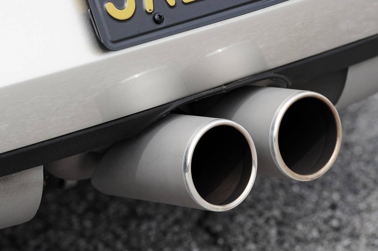 Porsche 911 Restored by Singer exhaust tips