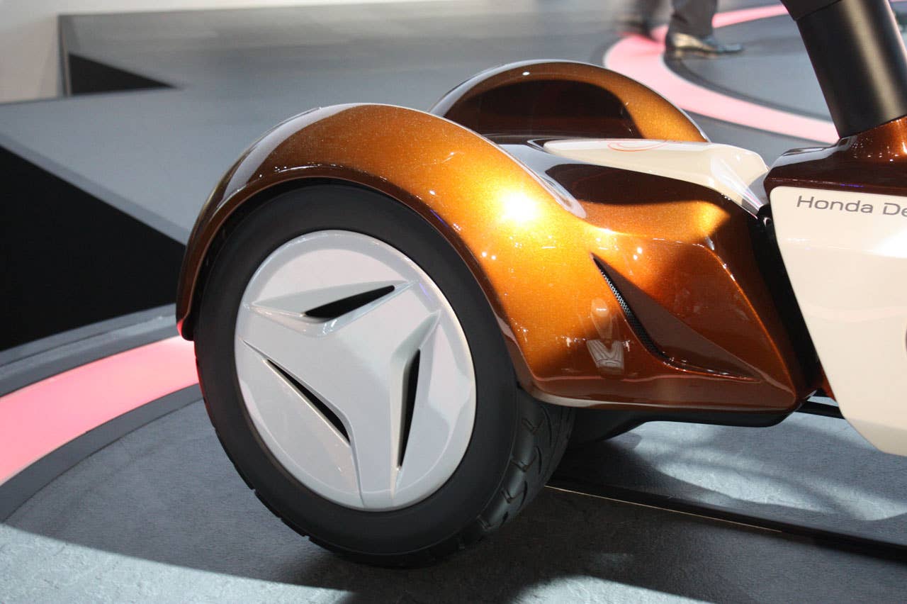 Honda E-Canopy Trike rear wheel