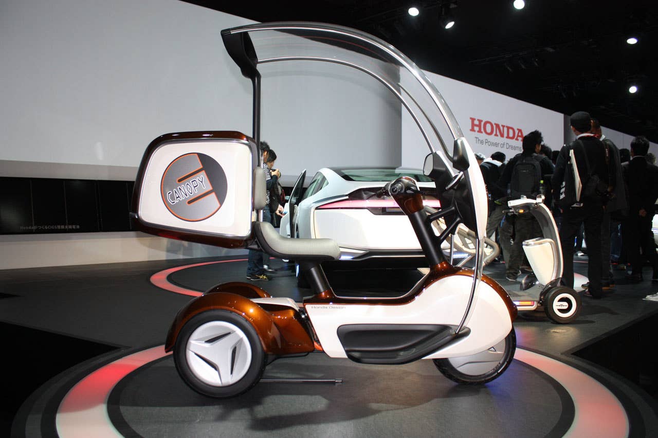 Honda E-Canopy Trike side