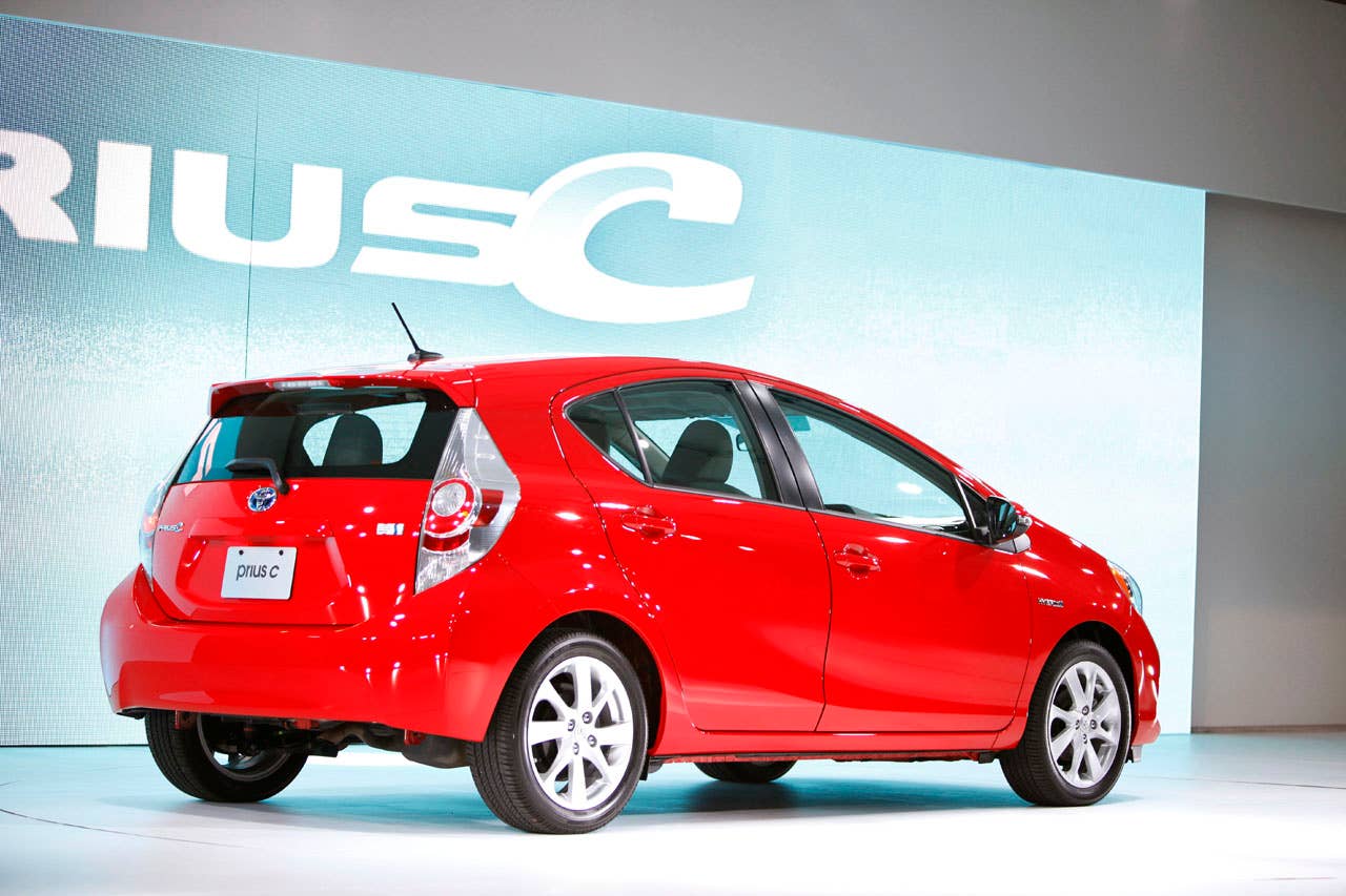2012 Toyota Prius C rear 3/4
