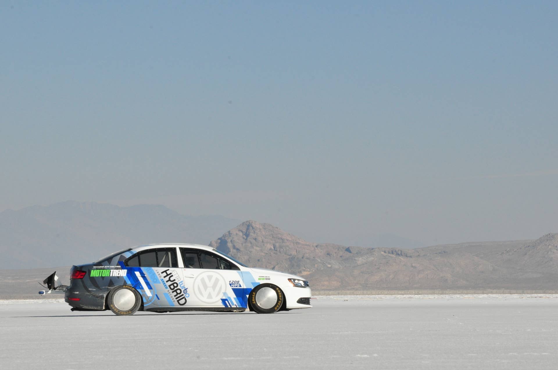 Volkswagen Jetta Hybrid LSR