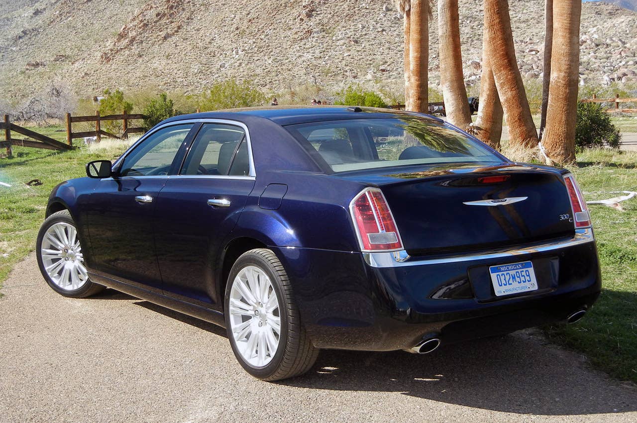 2011 Chrysler 300 rear 3/4 view