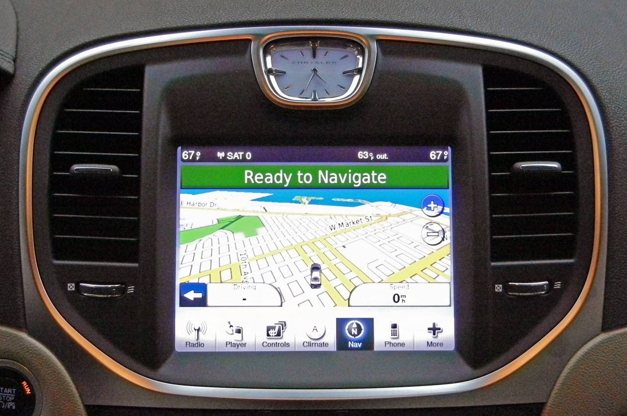 2011 Chrysler 300 navigation system