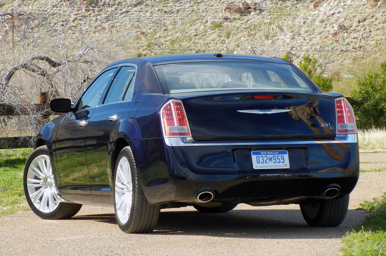 2011 Chrysler 300 rear 3/4 view