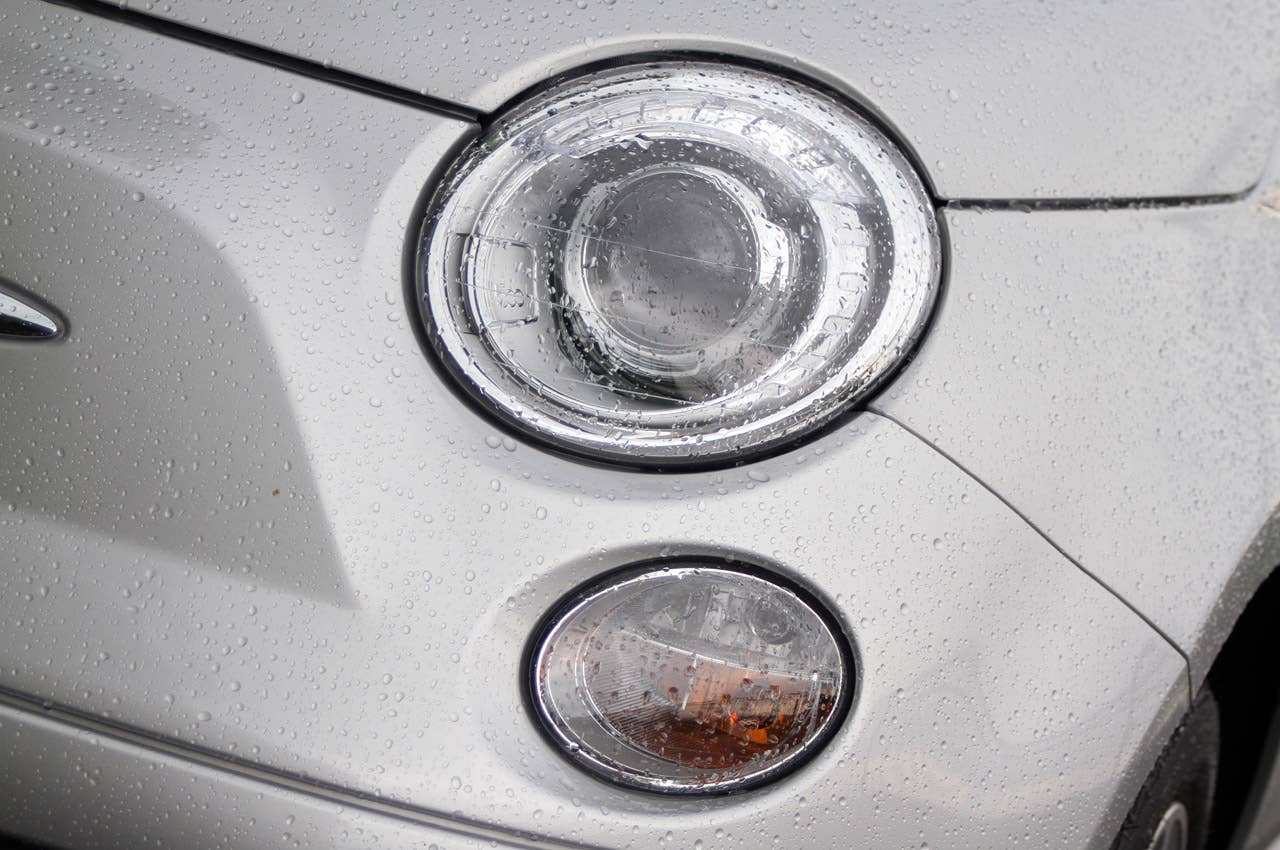 2012 Fiat 500C headlight