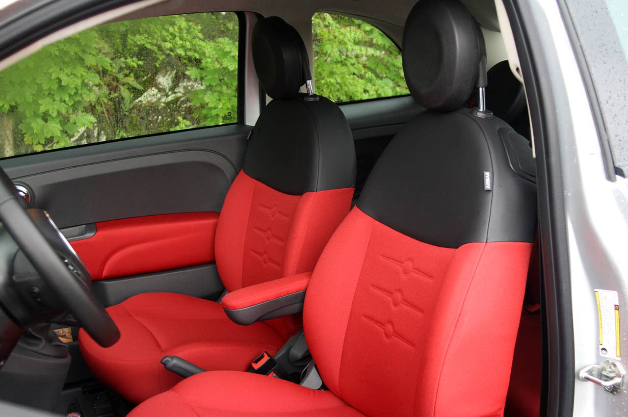 2012 Fiat 500C front seats
