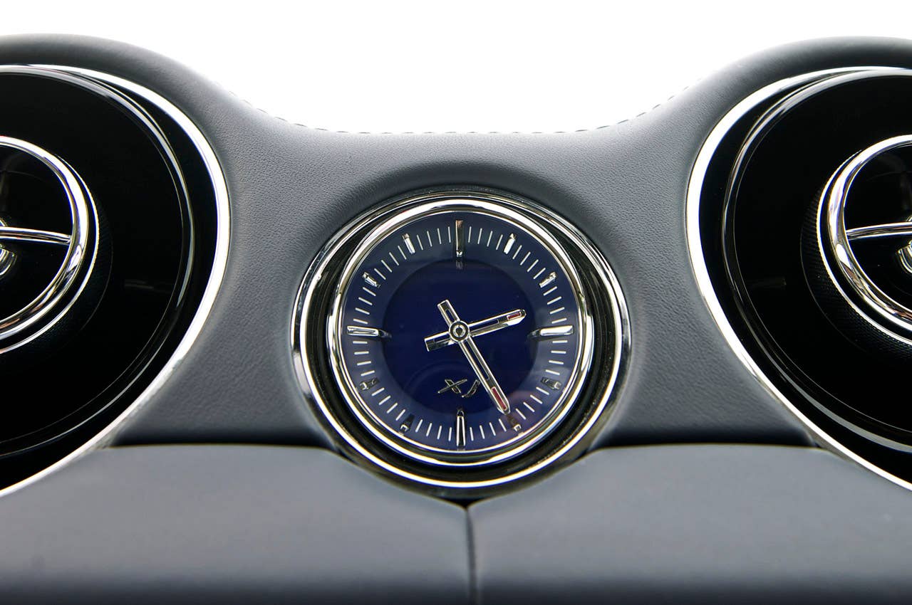 2013 Jaguar XJ V6 dash clock