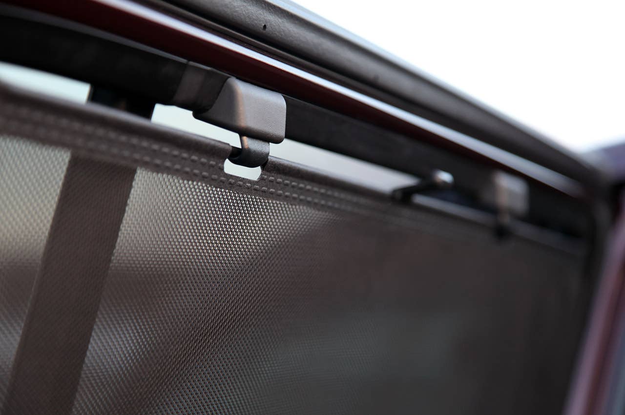 2011 Honda Pilot 4WD Touring window shade