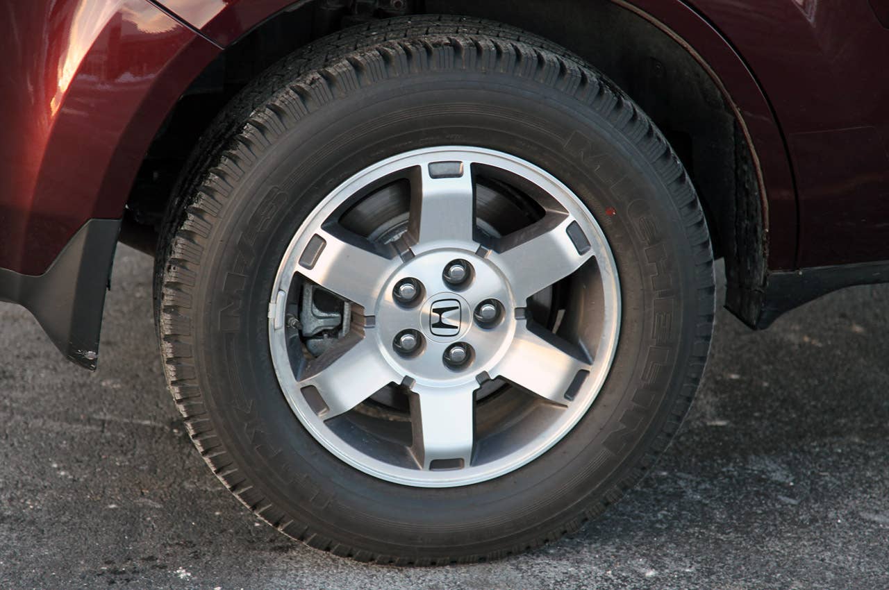 2011 Honda Pilot 4WD Touring wheel