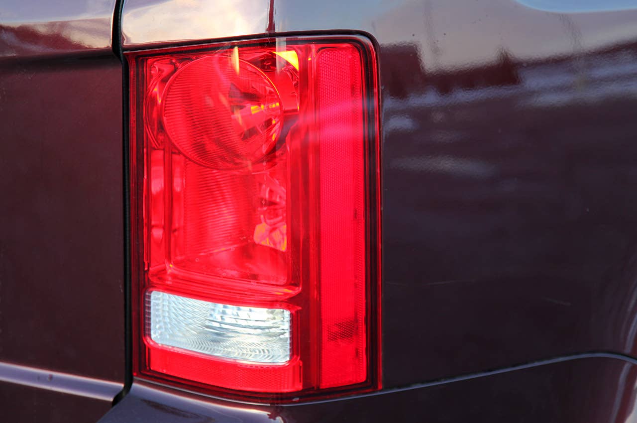 2011 Honda Pilot 4WD Touring taillight