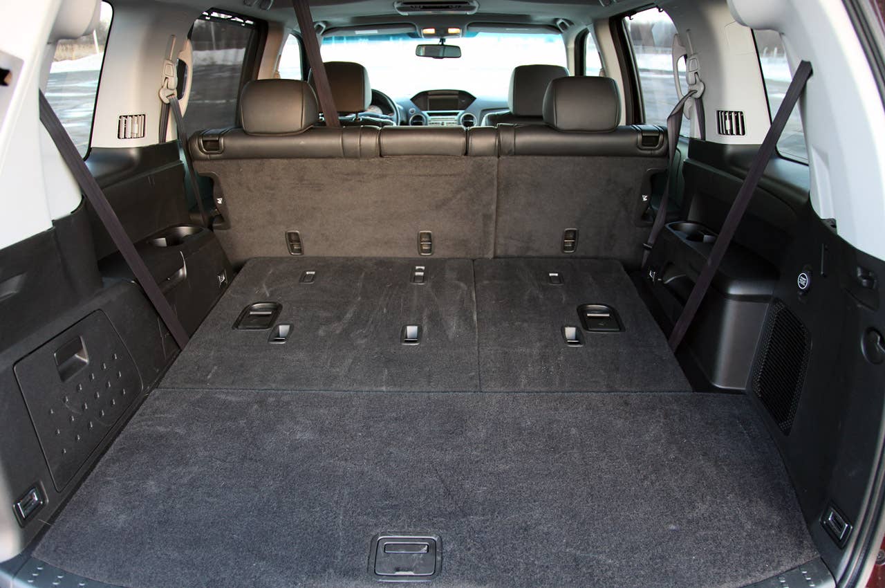 2011 Honda Pilot 4WD Touring rear cargo area