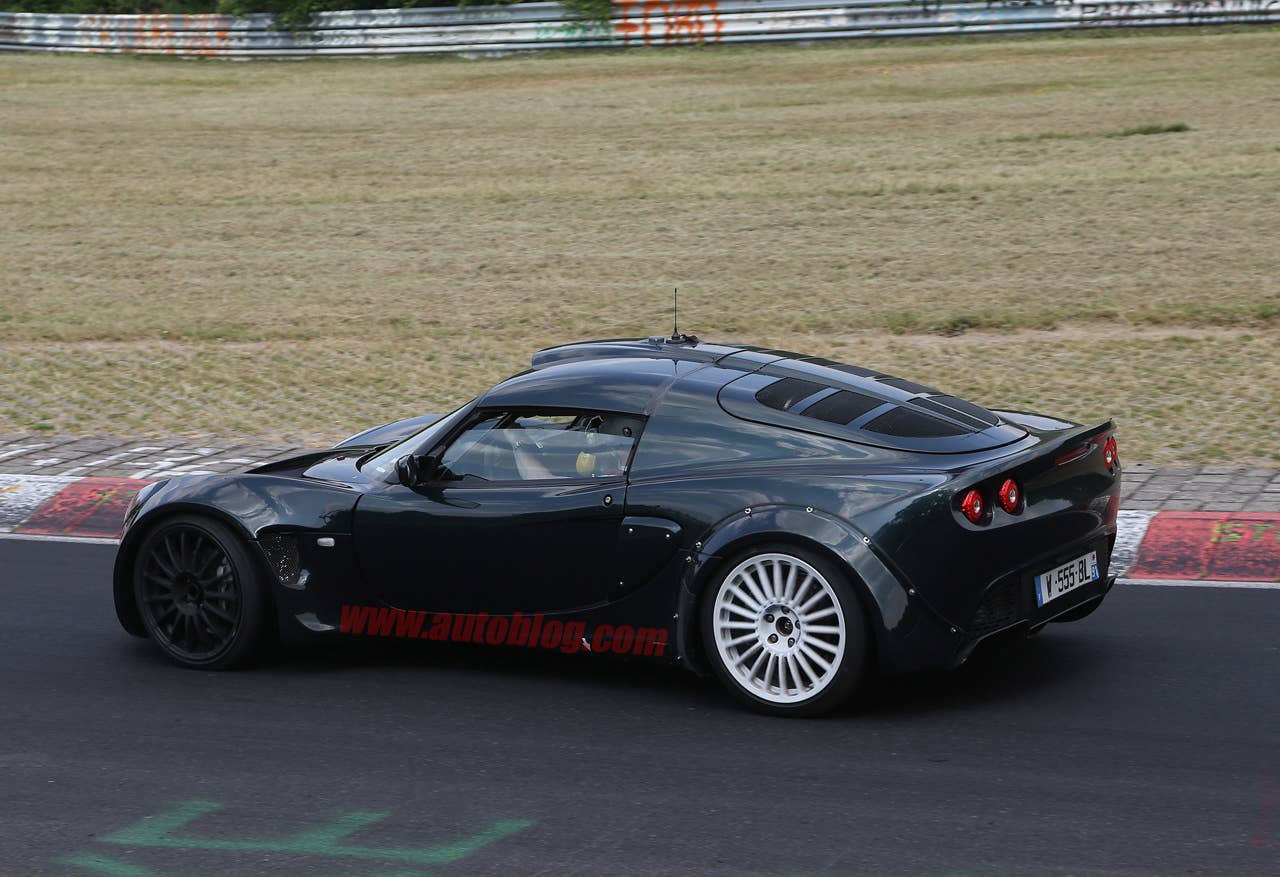 Renault Alpine test mule: Spy photos