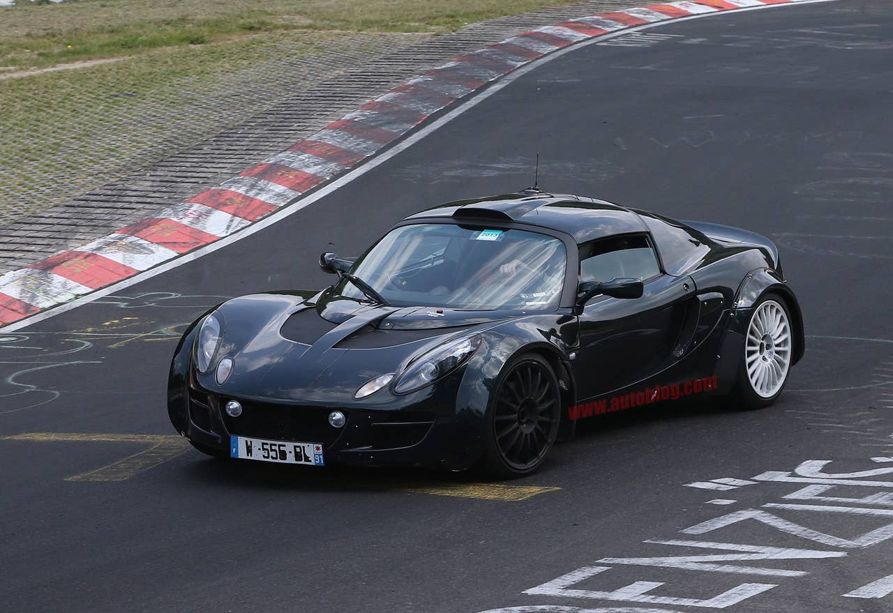 Renault Alpine test mule: Spy photos
