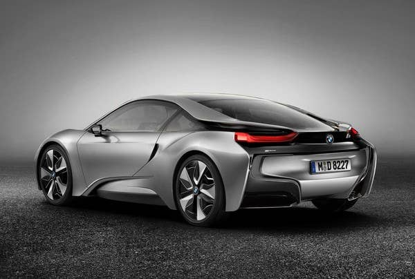 BMW i8 Rendering rear 3/4