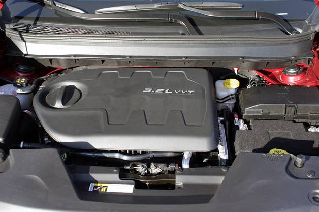 2014 Jeep Cherokee engine