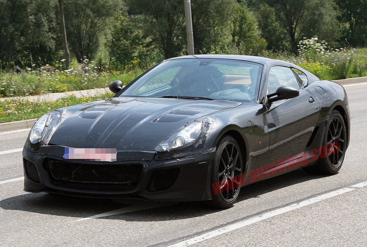 Ferrari 599 Successor: Spy Shots