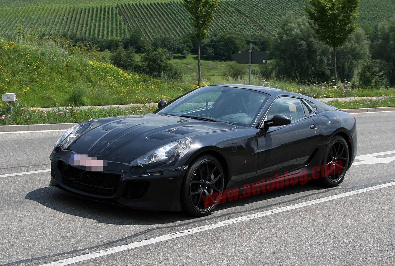 Ferrari 599 Successor: Spy Shots