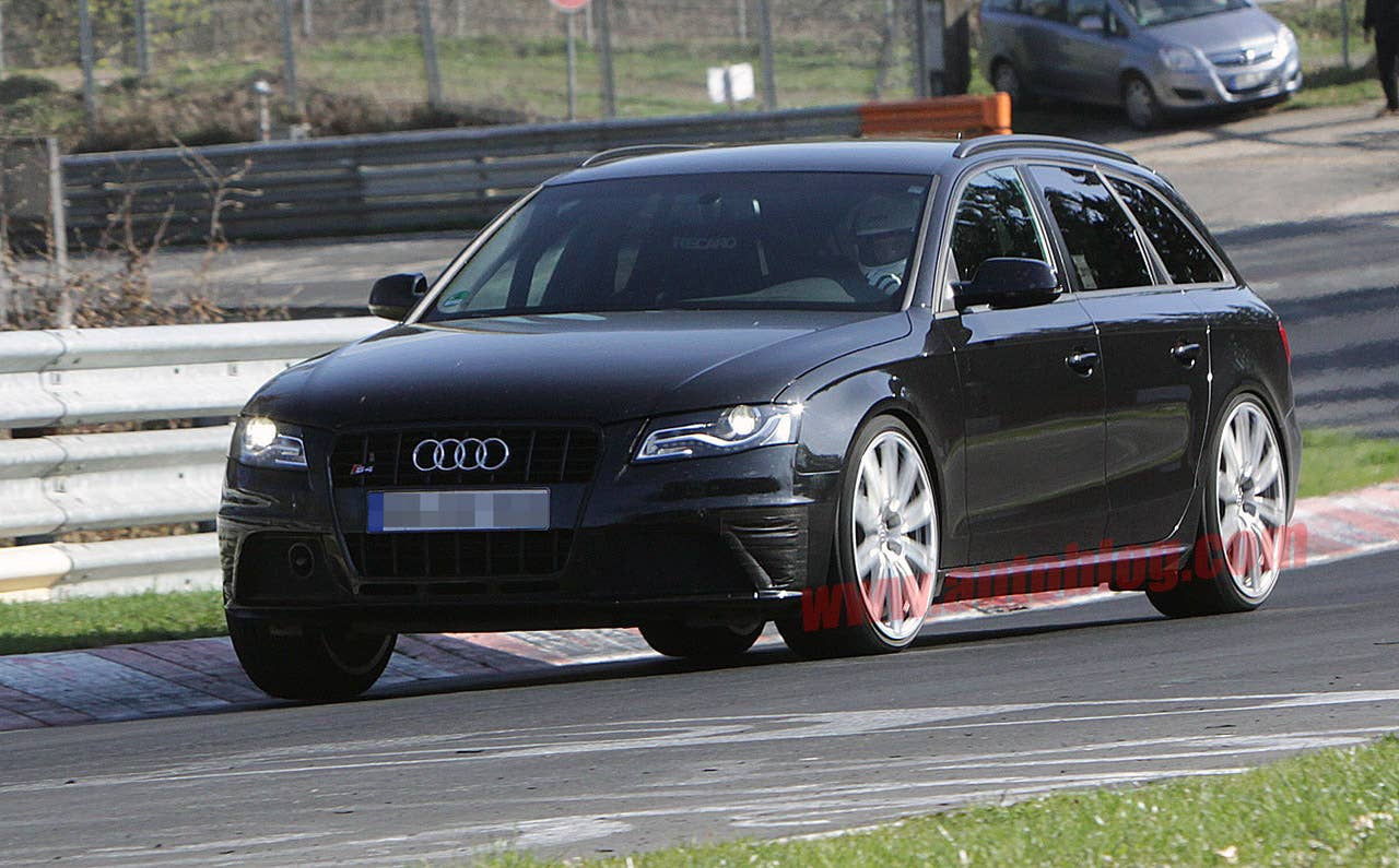 Audi S4 Avant: Spy Shots