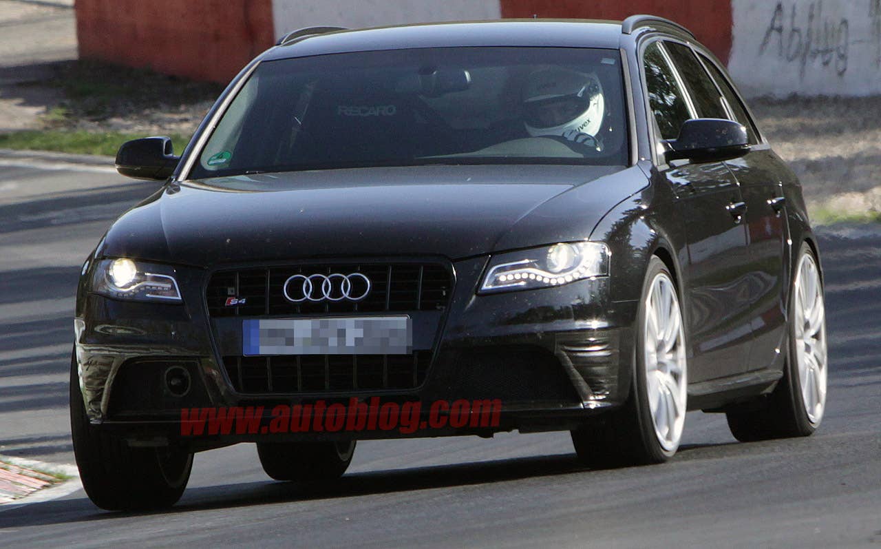 Audi S4 Avant: Spy Shots